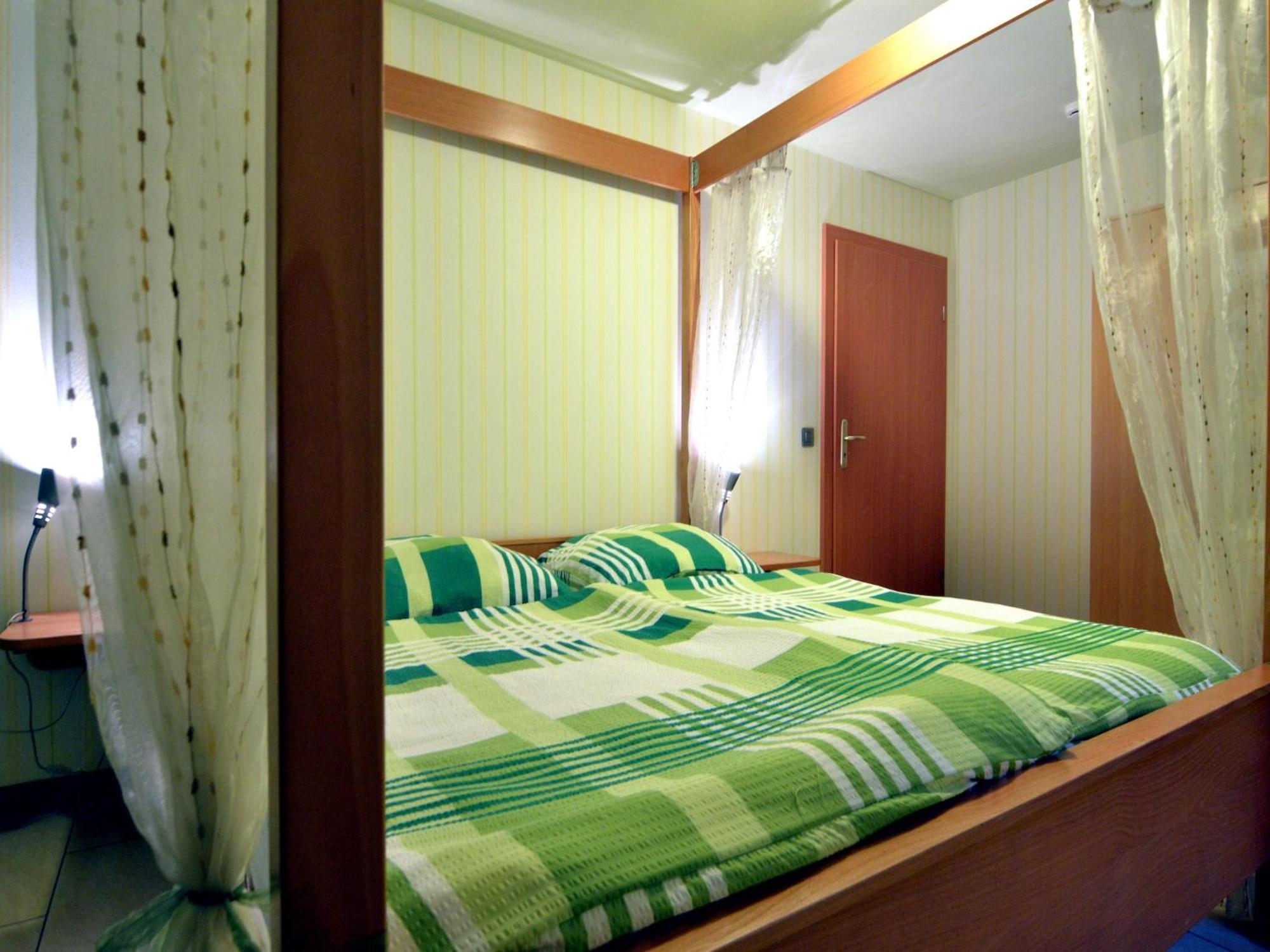 Comfy Holiday Home In Burg Reuland With Sauna Terrace Bbq المظهر الخارجي الصورة
