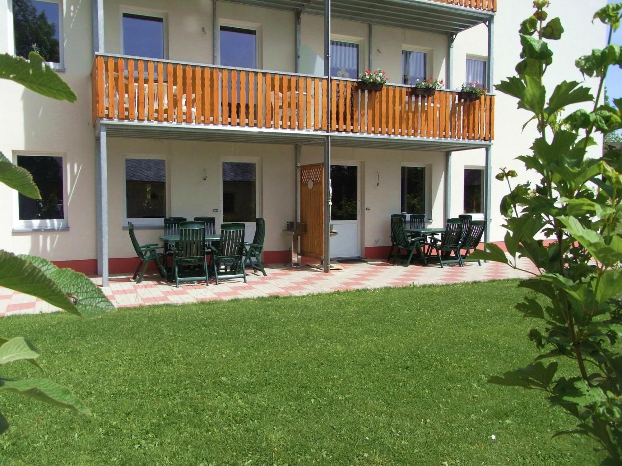 Comfy Holiday Home In Burg Reuland With Sauna Terrace Bbq المظهر الخارجي الصورة