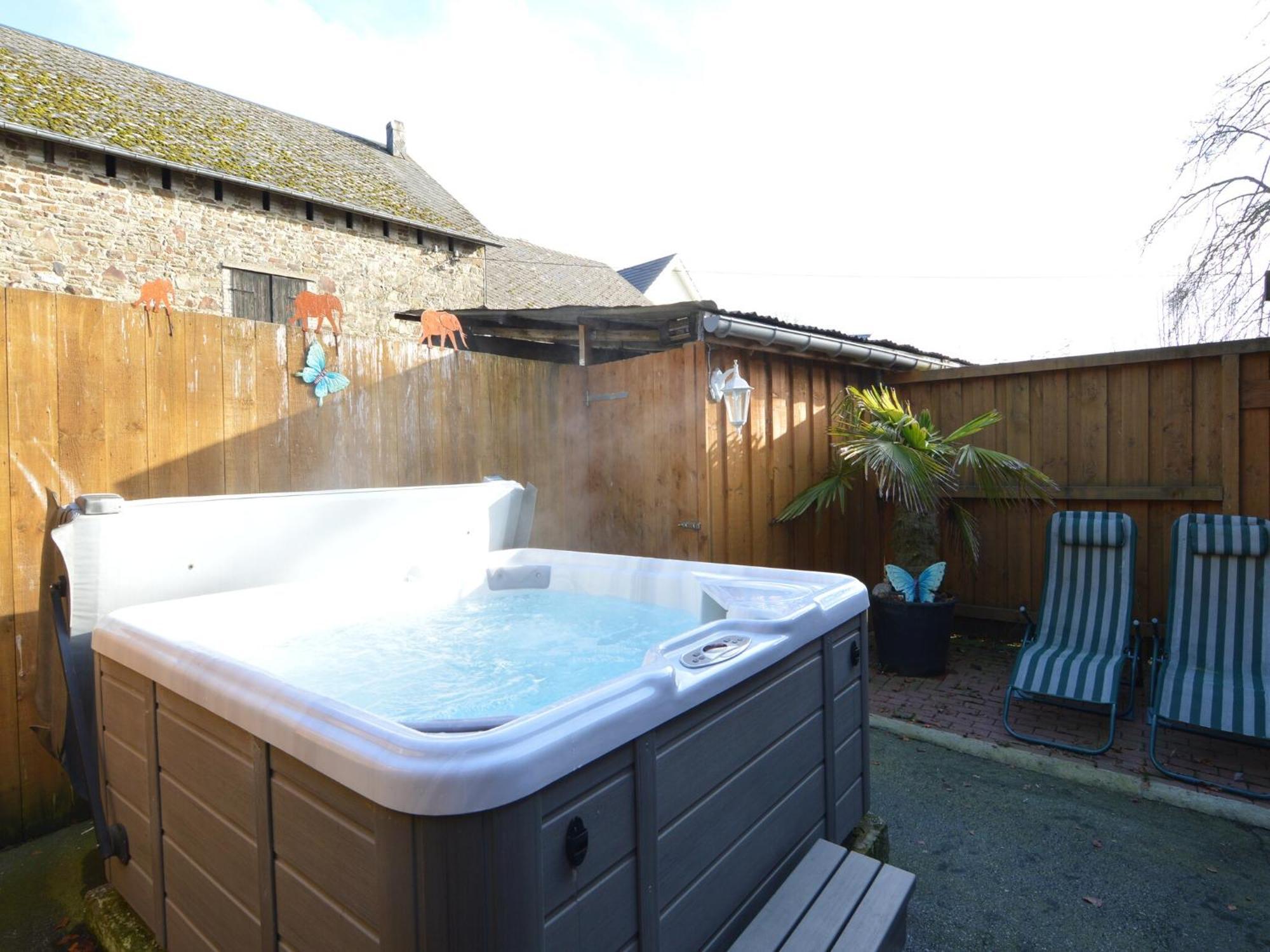 Comfy Holiday Home In Burg Reuland With Sauna Terrace Bbq المظهر الخارجي الصورة